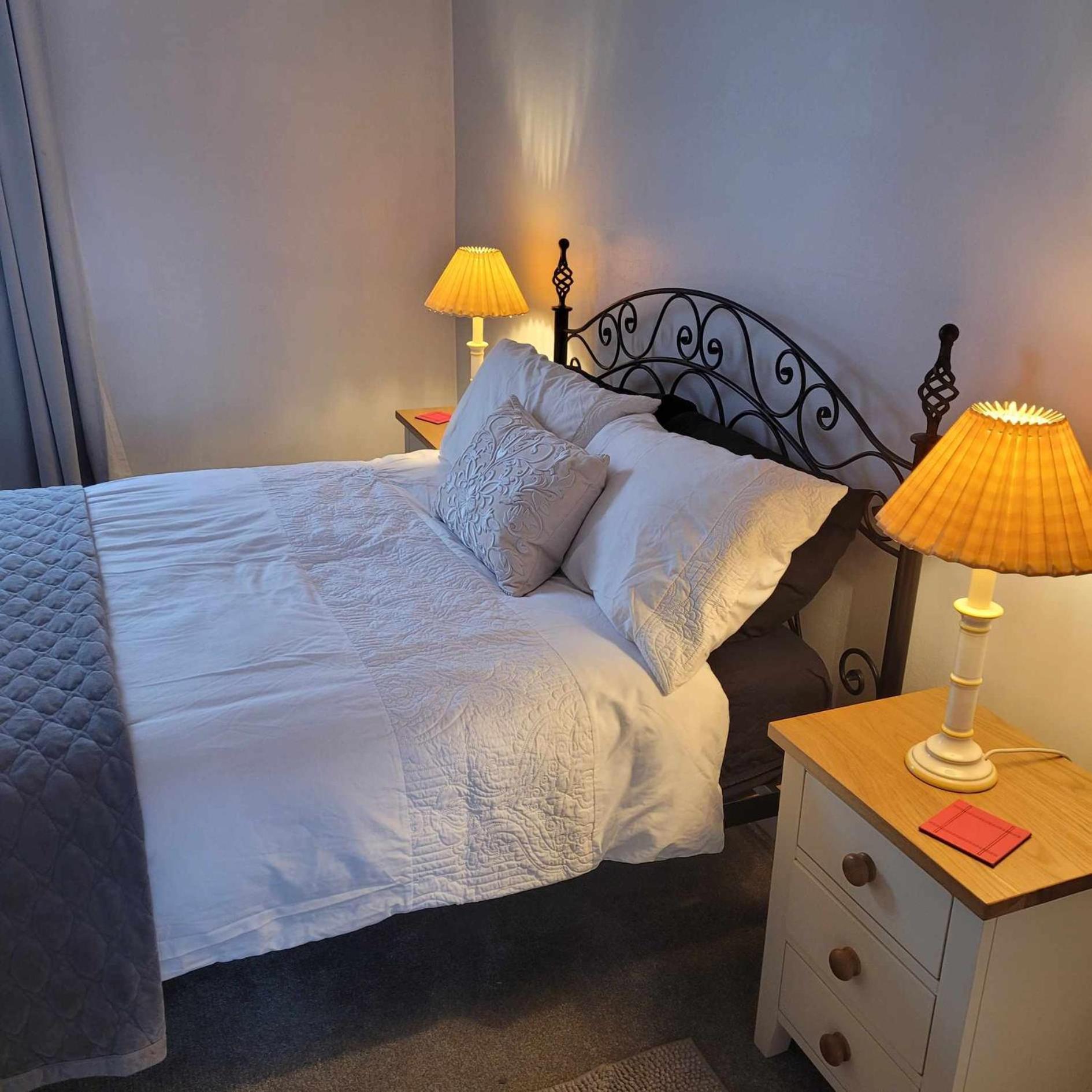 Little Haven 1 Bedroom House Sought After Area Topsham
